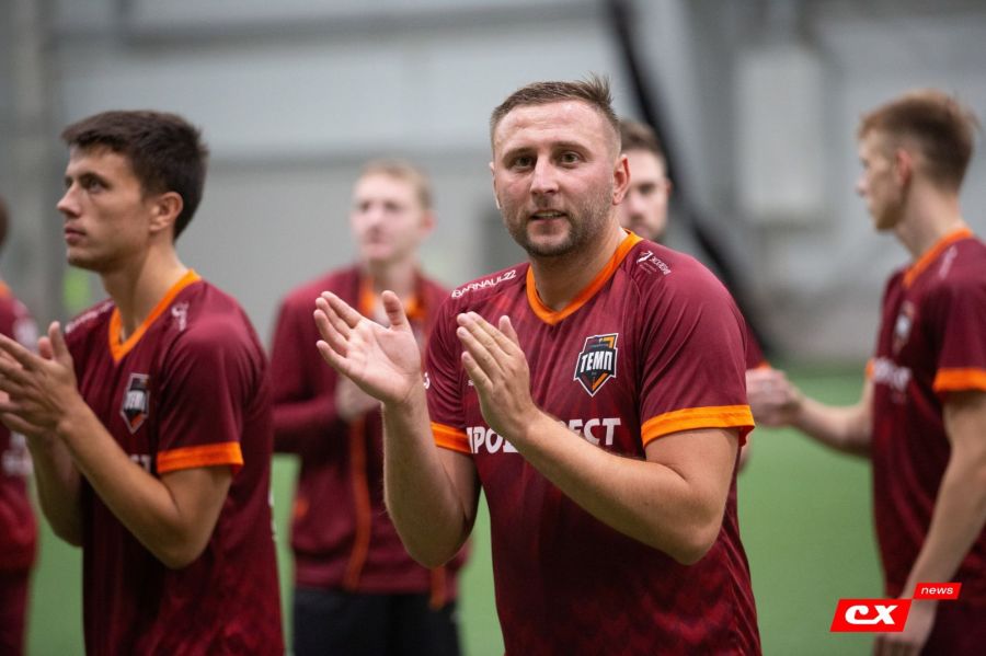 В матче с "Байкалом" "Темп" отпраздновал очередную крупную победу. Фото: Владимир Мартынов