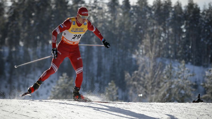Александр Большунов