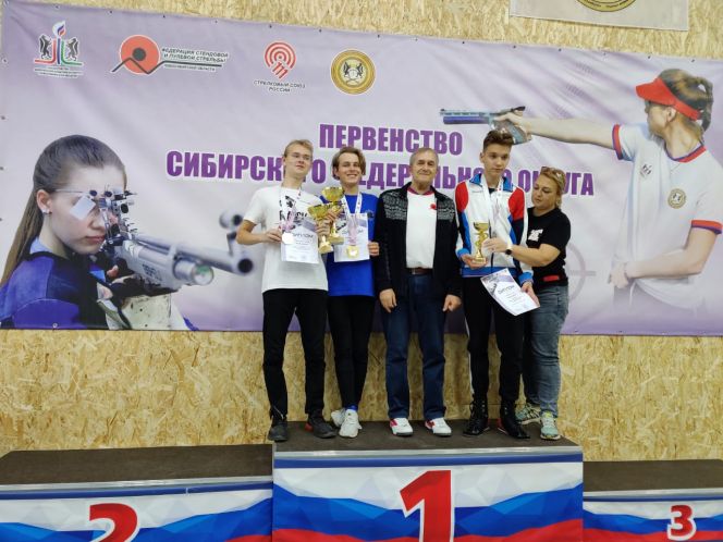 Рвут мишени в клочья. Алтайские стрелки мощно стартовали в первенстве СФО, завоевав 5 медалей - две золотые, две серебряные и бронзовую