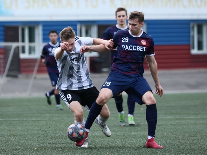 Фрагмент матча "Рассвет" - "Торпедо" (2:4). Фото: ФК "Рассвет"