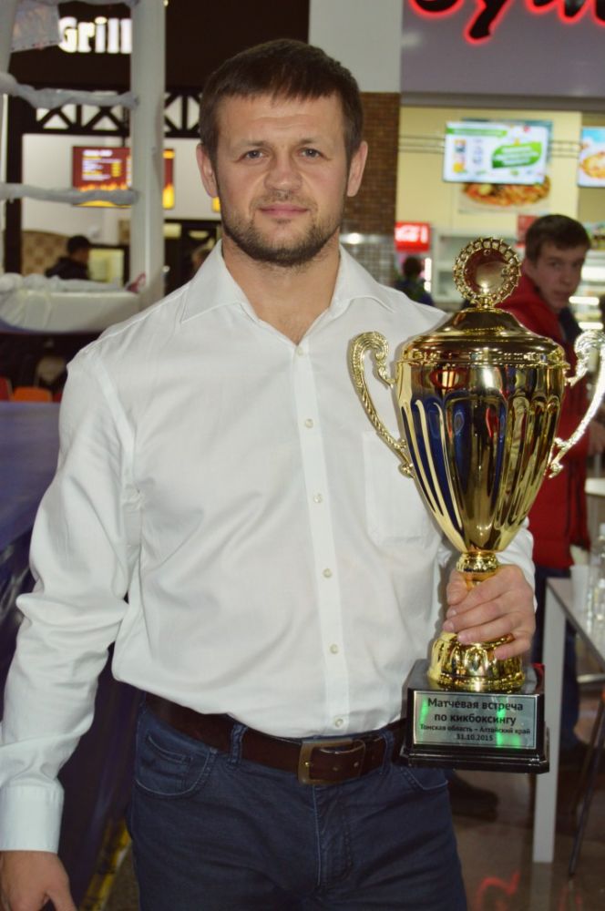 31 октября в ТРЦ  «ARENA» состоялась матчевая встреча сборных Томской области и Алтайского края.