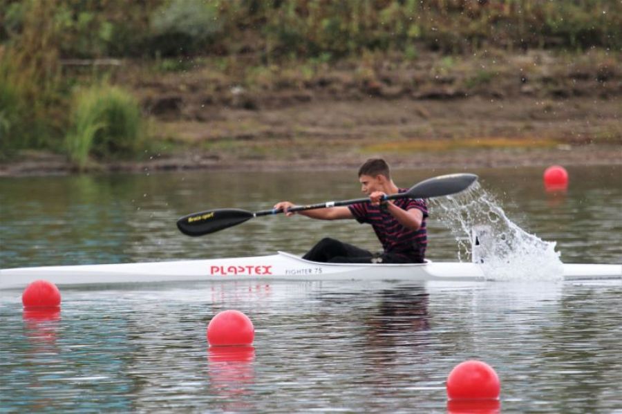 Всероссийские соревнования памяти Константина Костенко по гребле на байдарках и каноэ в Барнауле. Фото: Виталий Дворянкин