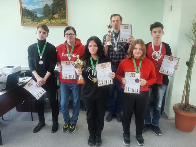 Юлия Ракина и Виталий Бояринцев стали чемпионами края в "классике" 