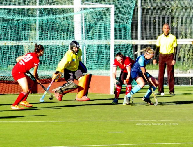 В этот игровой день аутсайдер СПб УОР выиграл у Свердловской области. Фото: Александр Тихонов