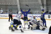 Характер есть, результата нет. Хоккеисты "Динамо-Алтая" не могут выиграть в Набережных Челнах 
