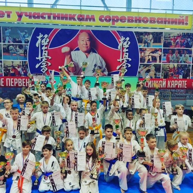 Алтайские спортсмены завоевали 18 медалей на турнире памяти тренера Артёма Мадьянова 