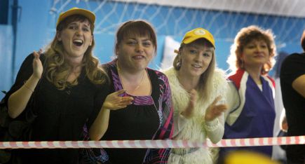 Команды аппарата Администрации Алтайского края и Управления Федеральной налоговой службы - победители VIII краевой спартакиады госслужащих. 