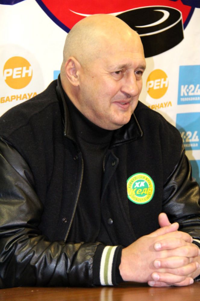 «Алтай» взял реванш у «Кедра» из Новоуральска – 3:2.