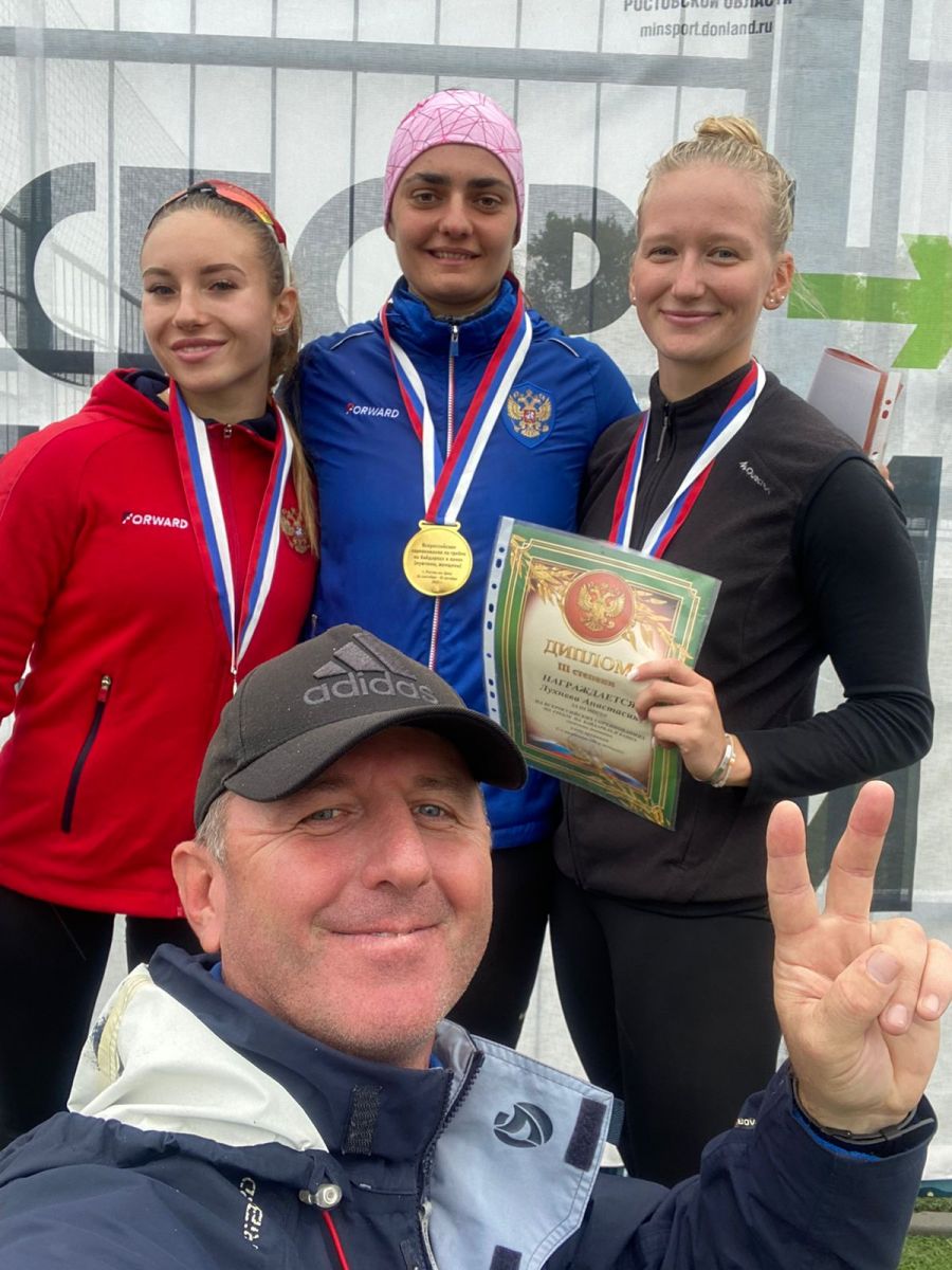 Анастасия Лухнева: "Сходя с любого пьедестала, нужно о нём сразу забывать"