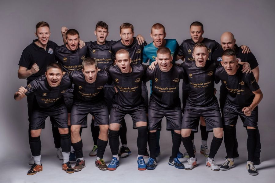 "АЛТАЙ-ТЕНТ" приглашает Роналду всей командой