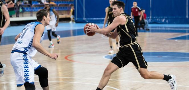 Фрагмент матча "Университет-Югра" - "Уралмаш". Фото: РФБ