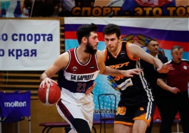 Баскетболисты «Барнаула» одержали победу над иркутским «Иркутом» – 74:69 