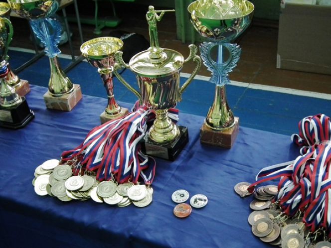 В Барнауле состоялось первенство края по стрельбе из пневматической винтовки среди ВСК, ВПК, кадетских классов, кадетских корпусов и казачьей молодёжи.