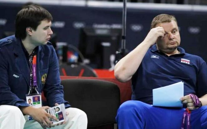 Роман Станиславов (слева) и главный тренер олимпийской сборной России Владимир Алекно. Фото из личного архива Романа Станиславова.  