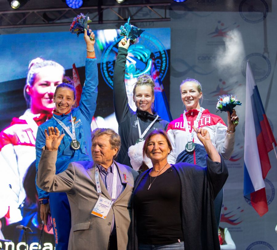 Кубок чемпионов - 2018, Барнаул. Внизу: ветеран советской гребли Борис Бырдин и 8-кратная олимпийская чемпионка немка Биргит Фишер