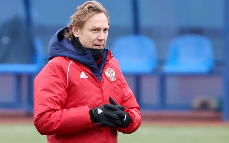 «Положение «Локомотива» в таблице – загадка человечества для меня». Интервью с алтайским воспитанником Артемом Карпукасом