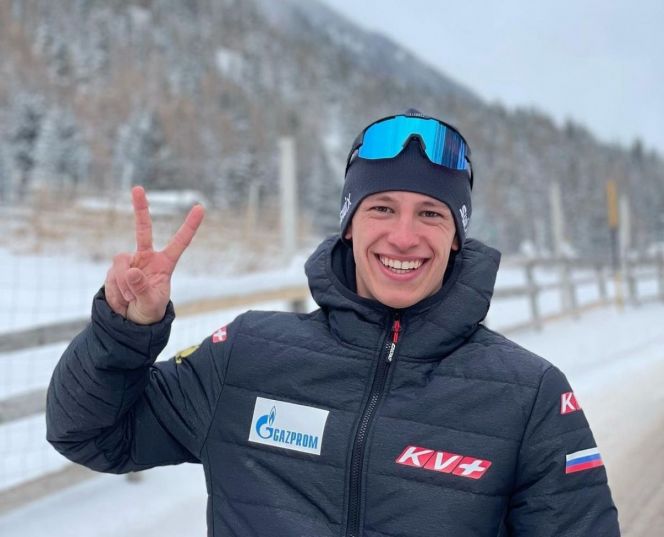 Золотое начало! Олег Домичек выиграл спринтерскую гонку на Всероссийских стартах среди юниоров в Ханты-Мансийске