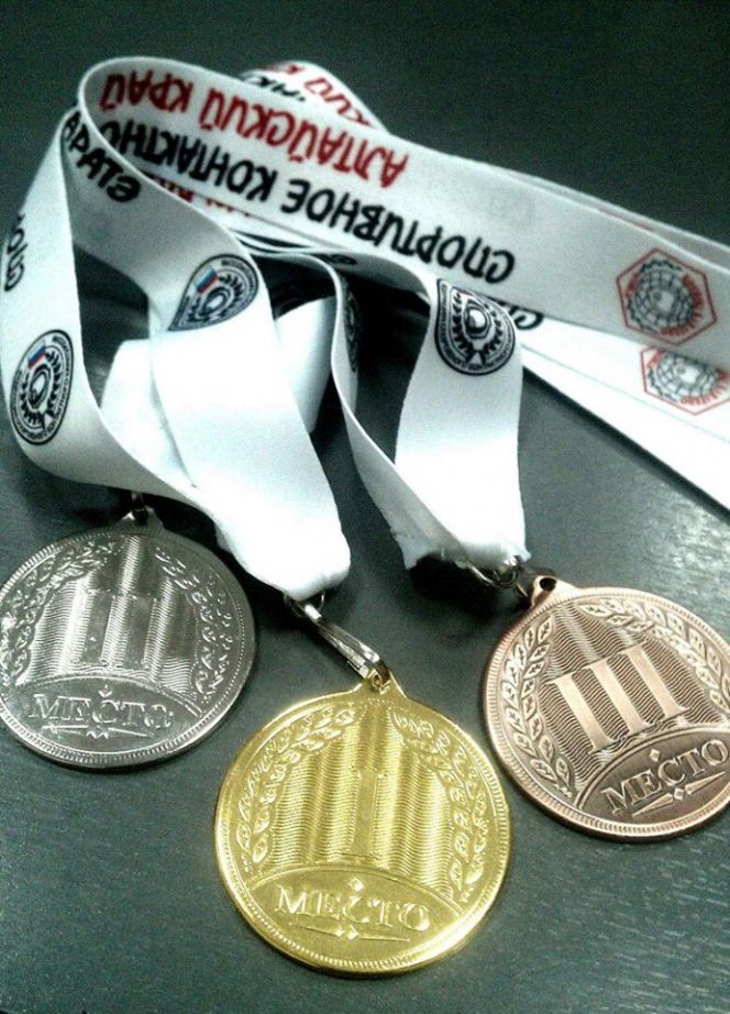 В Барнауле состоялся межрегиональный турнир по спортивному контактному каратэ "Altay open-2015". 