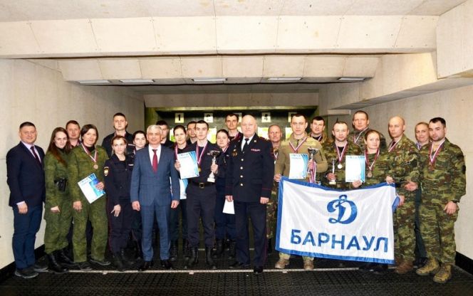В Барнауле состоялся чемпионат УФСБ России по Алтайскому краю по стрельбе из стрелкового оружия