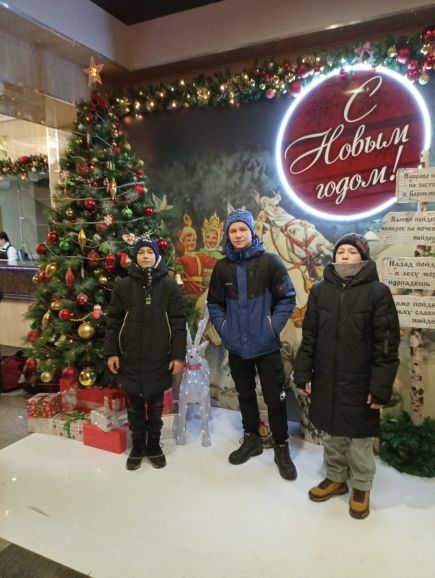 Из Саранска с праздничным настроением. Кирилл Пузиков, Максим Кохановский, Илья Брылин.