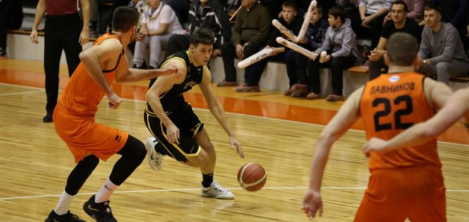 Фрагмент матча «Темп-СУМЗ-УГМК» - «Уралмаш». Фото: сайт РФБ