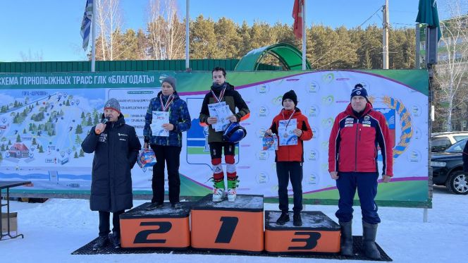 На ГЛК "Благодать" в Белокурихе прошли заключительные соревнования 2022 года 