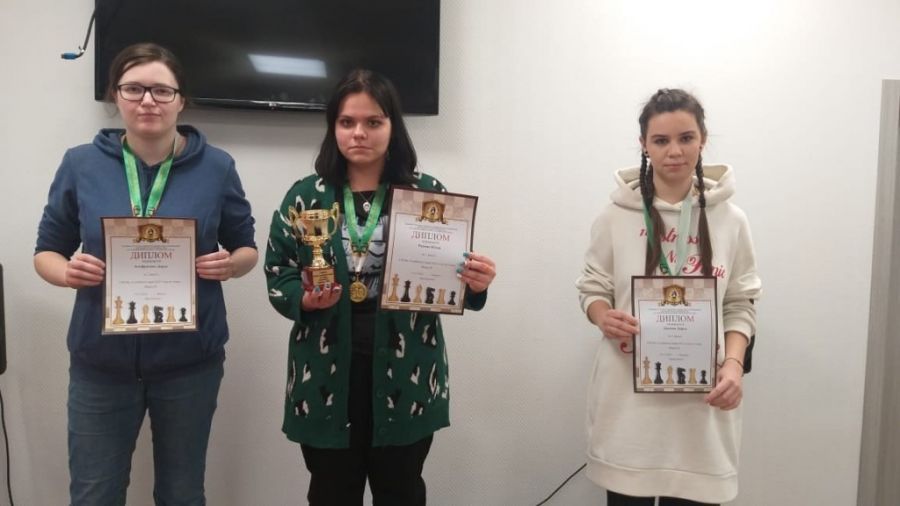 Блиц выиграл Евгений Кардашевский, рапид - Михаил Панин. Итоги Кубка Алтайского края 