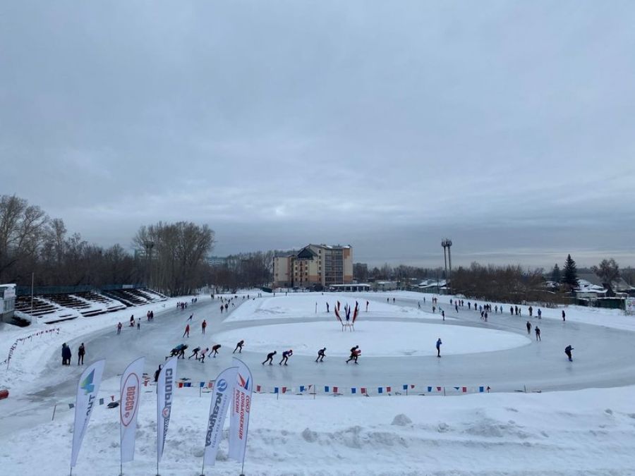 Фото: Ледовый каток «Клевченя» Барнаул 