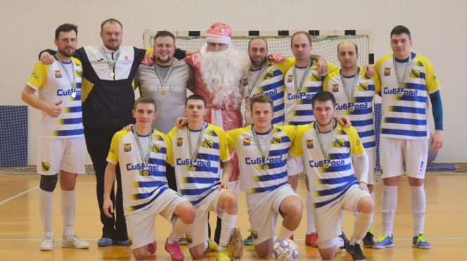 Кубок Деда Мороза-2023 завершился победой команды из Камня-на-Оби «СибРоад-АлтПолитех»