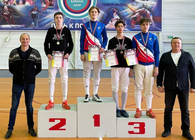 В Барнауле состоялось первенство края по фехтованию на саблях среди кадетов