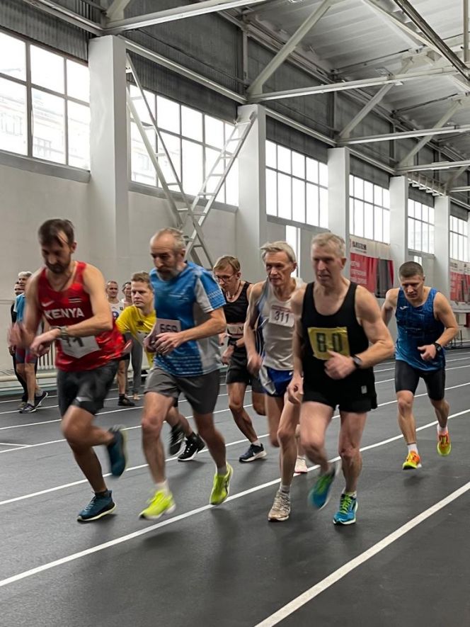 В АлтГТУ прошло спортивное мероприятие «Рождественские зайцы»