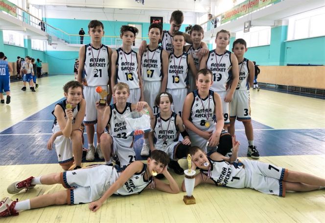 Команда СШОР «АлтайБаскет» - победительница межрегионального турнира памяти Виктора Промина среди юношей 2011 года рождения