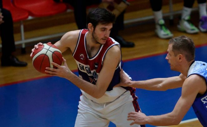 Самый лучший подарок. БК "Барнаул" одержал крупную победу в домашнем матче над сургутским "Университетом-Югрой" - 113:88