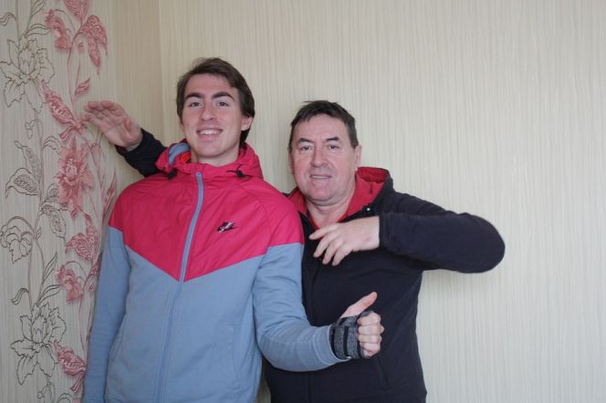 Отец за сына