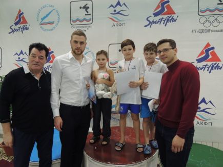 В Барнауле впервые состоялся Кубок заслуженного мастера спорта Андрея Гречина (фото).