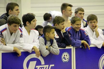 В Барнауле в 12-й раз состоялся Гран-при «Витязь» на призы Ивана Нифонтова и Игоря Вотякова.