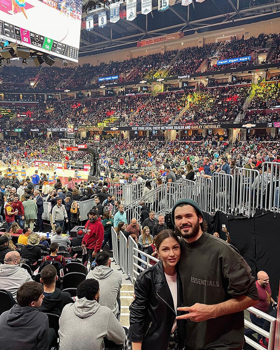 «В Вашингтоне каждый второй в майке Овечкина – это завораживает». Кирилл Марченко – о жизни в Америке, хет-трике и настоящем футболе