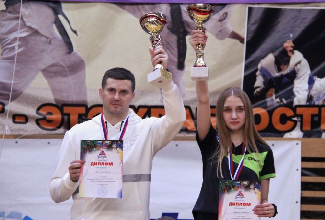 Артём Панченко и Людмила Швайко. Фото: Александр Чёрный/"Алтайский спорт"