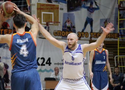"АлтайБаскет": сплочённость, искромётность и целеустремлённость