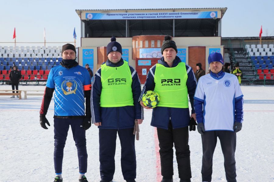 Нашли ключи к победе. В первом матче футбольного турнира олимпиады хозяева обыграли Завьялово - 1:0 (фото)
