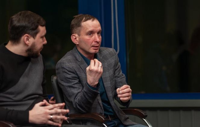 Временно исполняющим обязанности директора СШОР по хоккею «Алтай» назначен Алексей Доловых