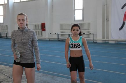 В спортивном манеже АлтГТУ состоялся Рождественский кубок Алтайского училища олимпийского резерва с участием сильнейших спортсменов края (фото).