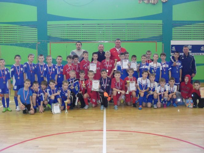 Воспитанники СДЮШОР Алексея Смертина выиграли традиционный рождественский турнир по мини-футболу среди мальчиков 2005 г.р.