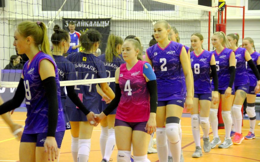 Праздничный волейбол. «Алтай-АГАУ» обыграл читинскую  «Забайкалку» - 3:1