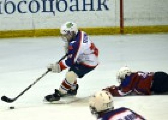 15-17 января. Заринск. Хоккейная коробка МАУ «Спорт». Краевой этап всероссийских соревнований на призы клуба "Золотая шайба" имени А.В. Тарасова.