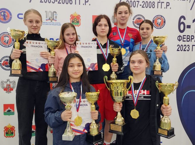 Девушки Алтайского края завоевали на первенстве СФО 14 медалей в четырех возрастных группах 