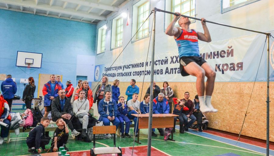 Соревнования по полиатлону. Фото: газета "Степной маяк"