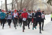 Клуб «Восток-Трейл» провёл в День защитника Отечества полумарафон в барнаульском парке «Изумрудный»