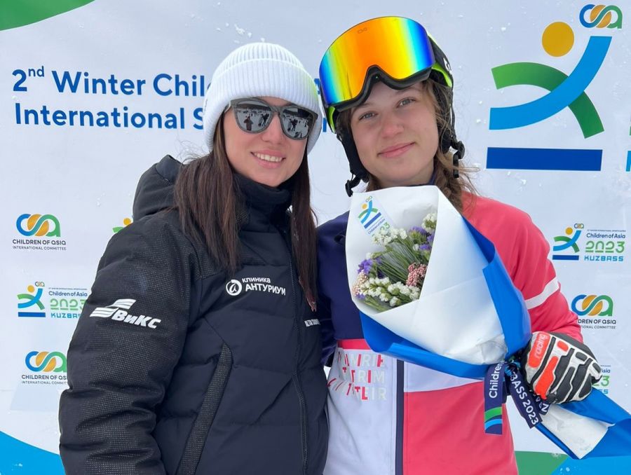 Мария Травиничева с тренером Александрой Макаренко