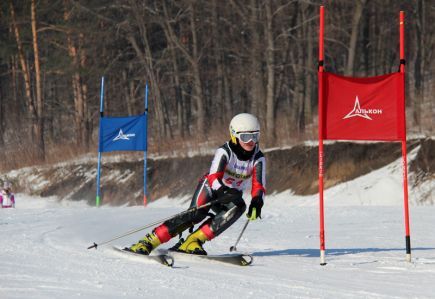 «Кубок губернатора» Алтайского края» в старшей группе выиграли красноярцы, в младшей – хозяева (фото).